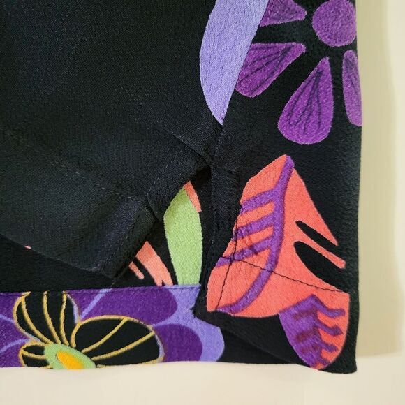 Chico's Hawaiian Print Black Cropped Button-Down Rayon Camp Shirt - Picture 7 of 11